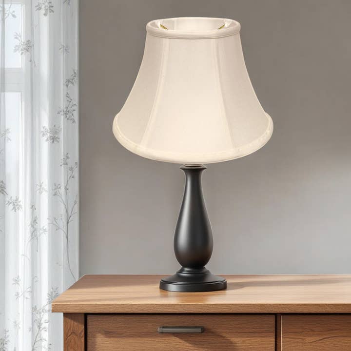 HomeRoots – wholesale Lampshade – White Monay Shantung Silk Drum Lamp Shade1