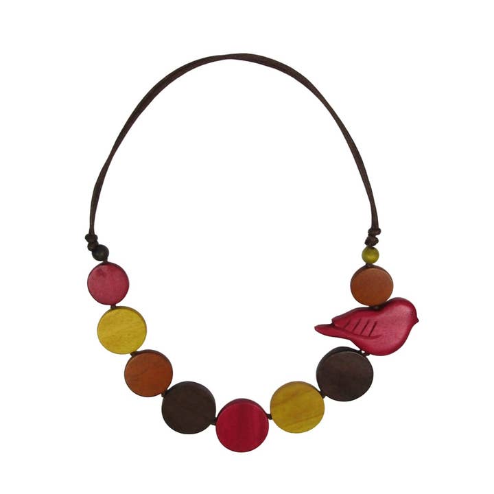 Collier Mavis Ceris en bois Bird, ajustable et sans métal pour la vente par Katie and Company