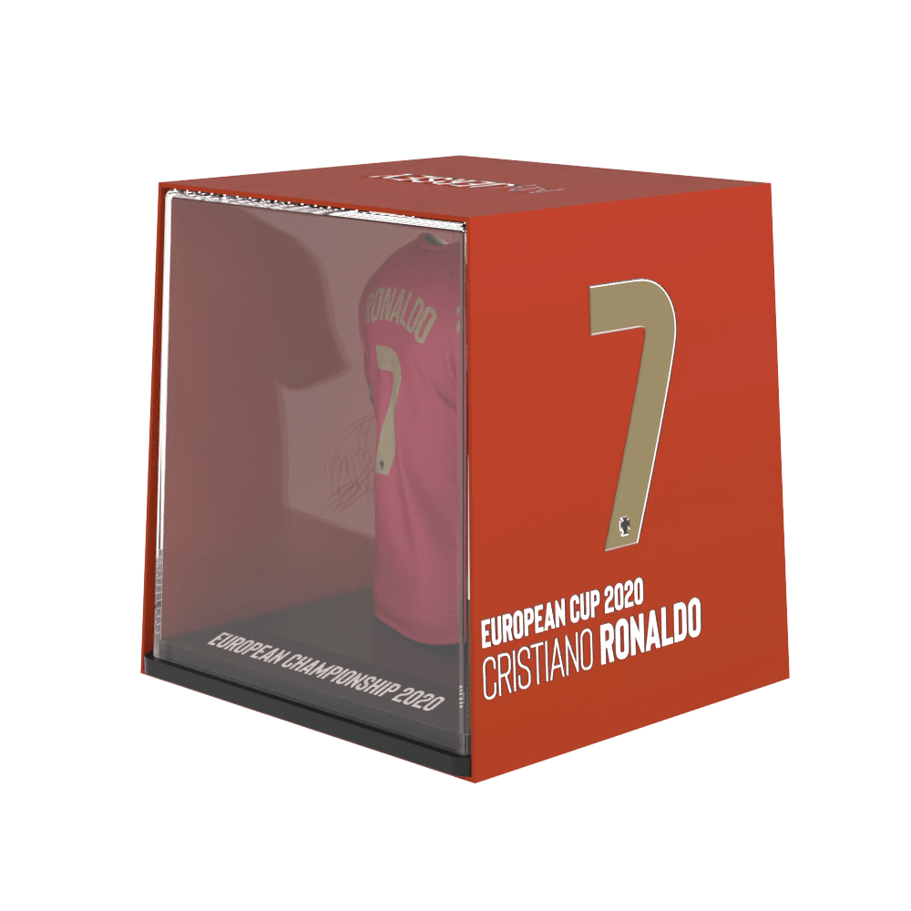 FanCollex - Wholesale Decorative Figurine - Soccer Collectible Portugal Cristiano Ronaldo 20201