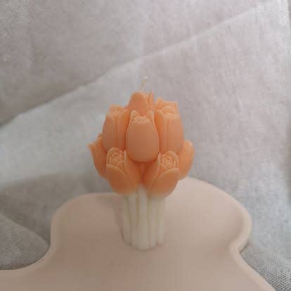 Sweet Happiness - Wholesale Novelty Candle - Bouquet of tulips1