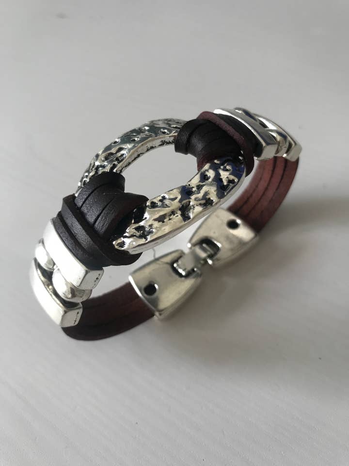 Bracelet pour la vente par myDemimore