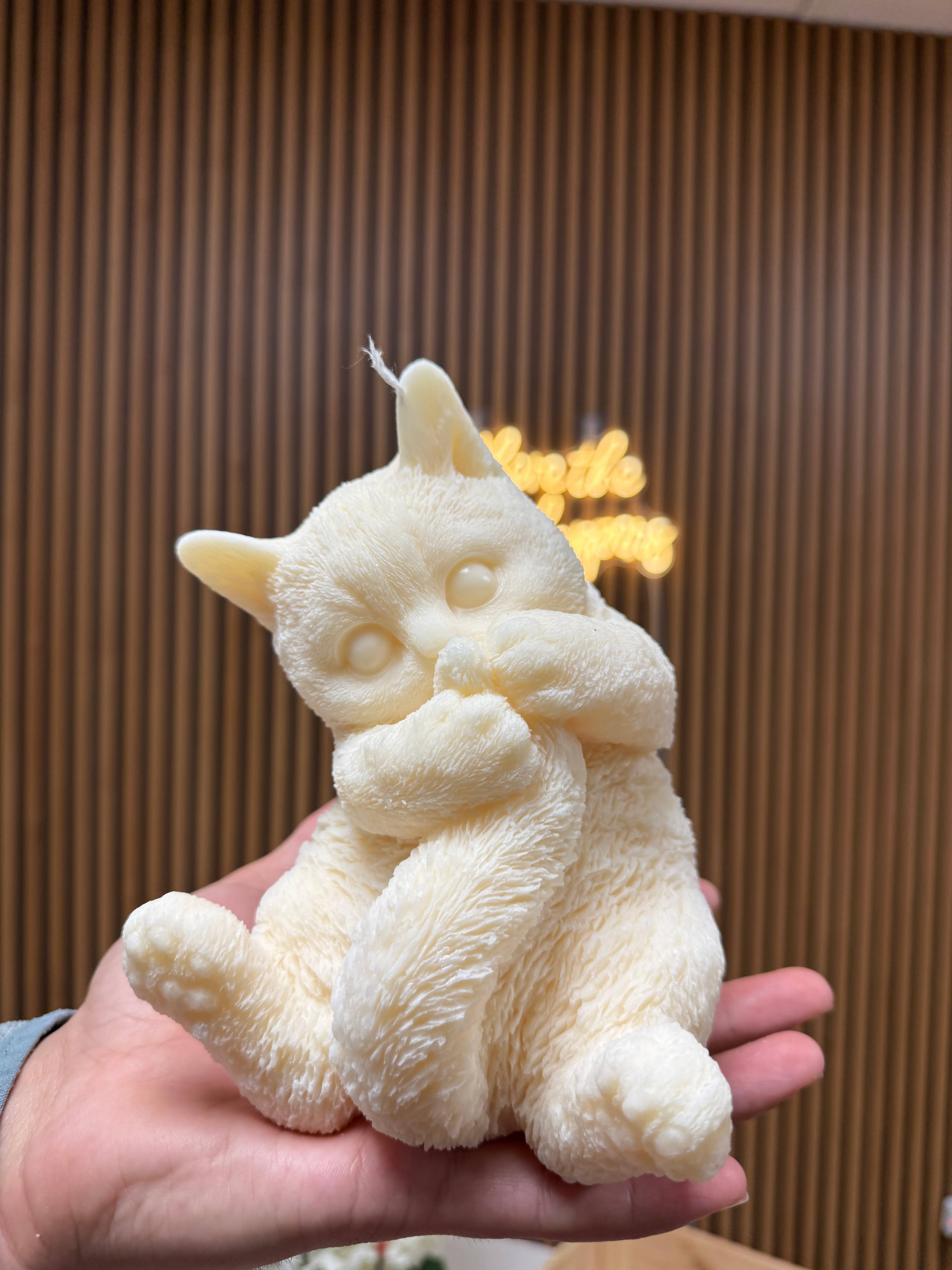 Ritual Spirit ltd – wholesale Novelty candle – Cat Candle  Collection 7