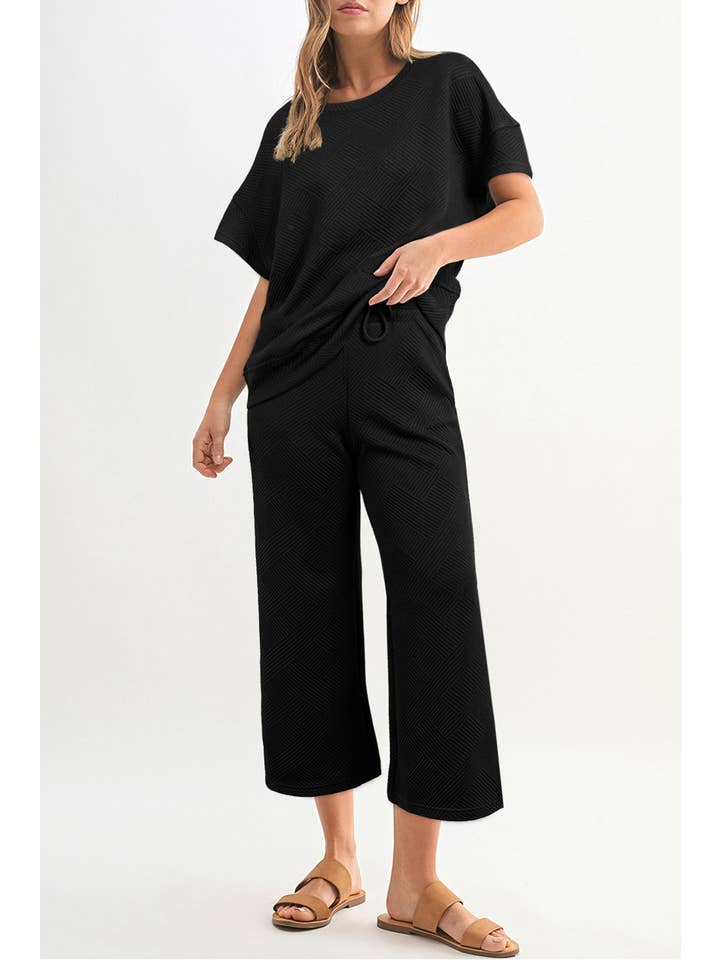 Aapparella - Wholesale Lounge Set - Women's - Women Multi-colored Textured T Shirt and Pants Set | S-2XL47