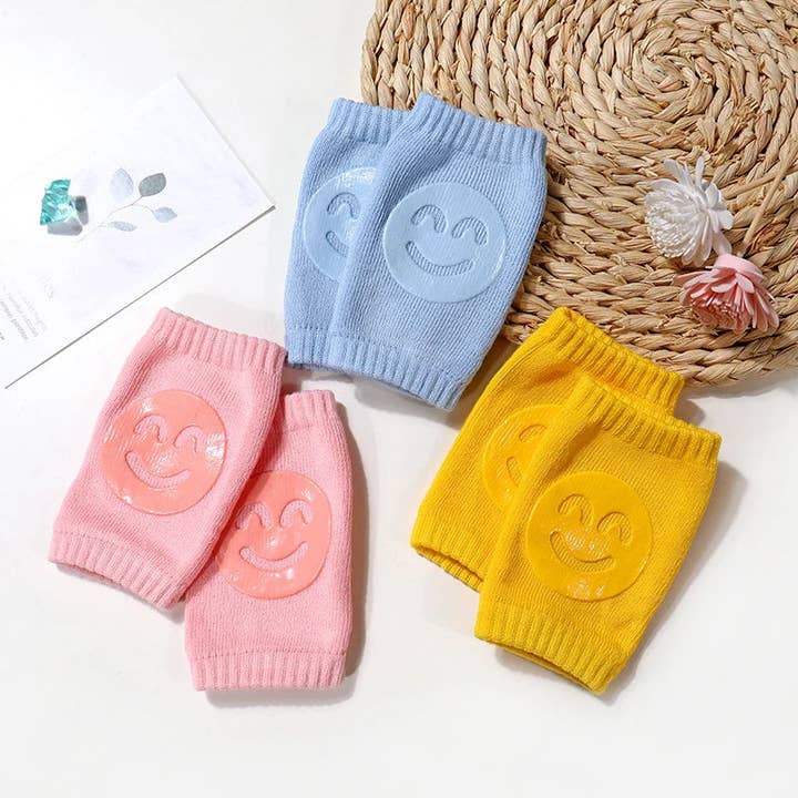 KiddieKickz - Wholesale Clothing Set - Baby - Baby Safety Knee Pads - Smiling Knee Protectors