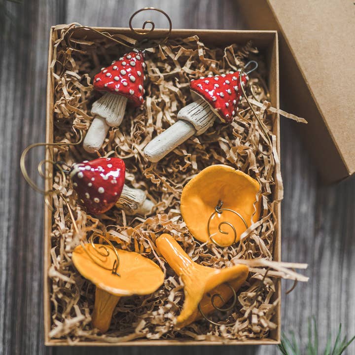 DanutÄ— MurauskienÄ— - Wholesale Ornament Set - Chanterelle and toadstool mushrooms1