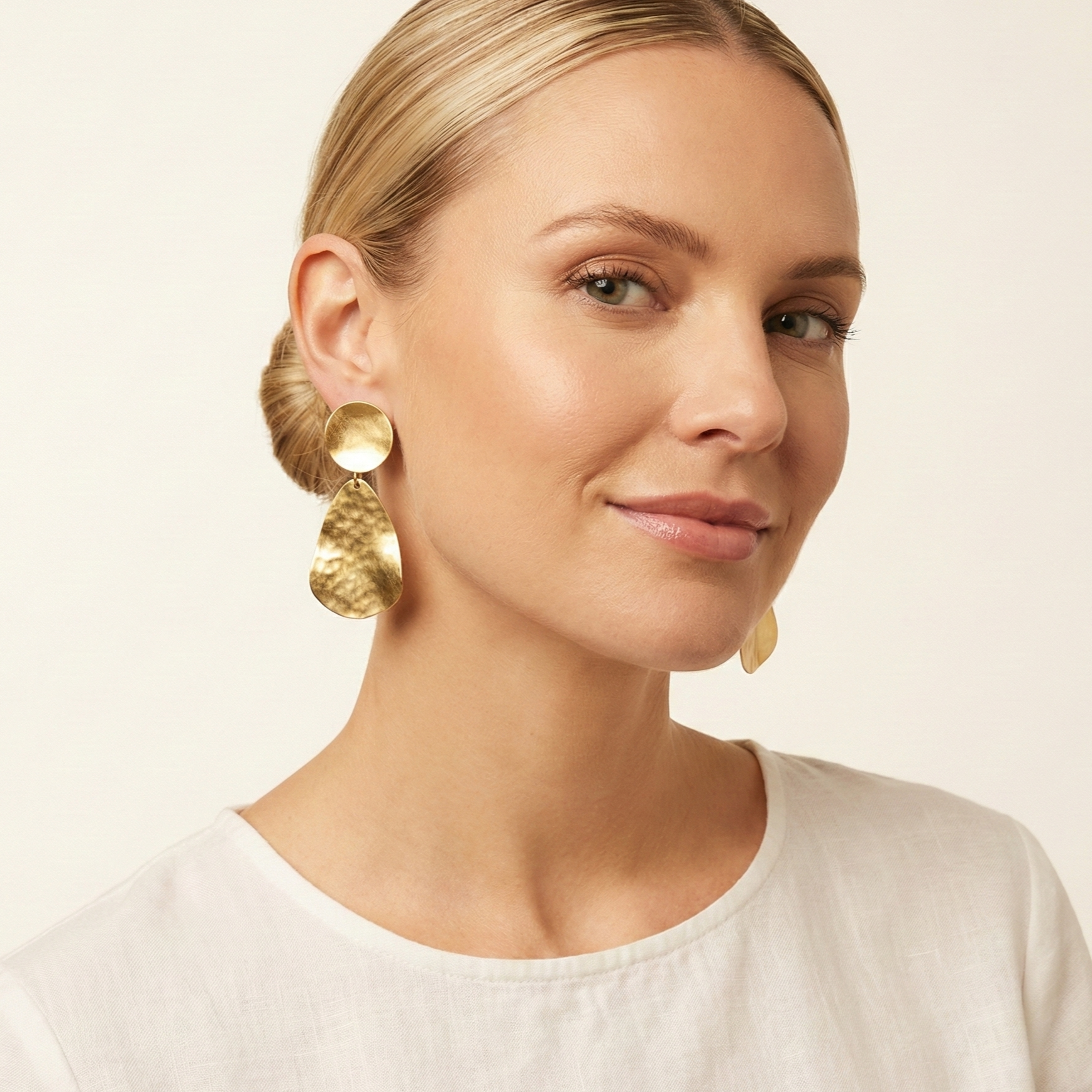 Bijoux Envie Statement Jewelry - Wholesale Dangle Earrings - Gold Sculpted Statement Earrings | Handmade Jewelry1