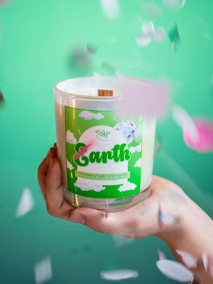 Bougie Earth - Basilic et menthe poivrée pour la vente par Vine & Viper
