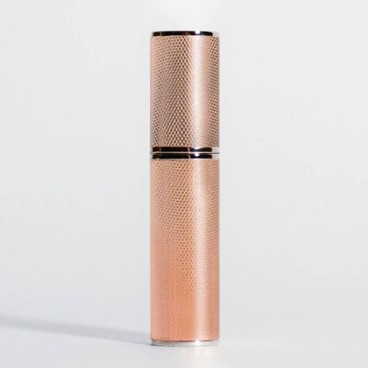 Vaporisateur Sac Guilloché Orge Or for wholesale by LE JARDIN RETROUVE