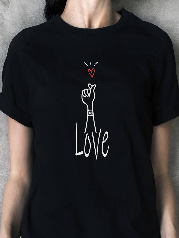 M7023 LOVE HEART HAND for wholesale by HARANG