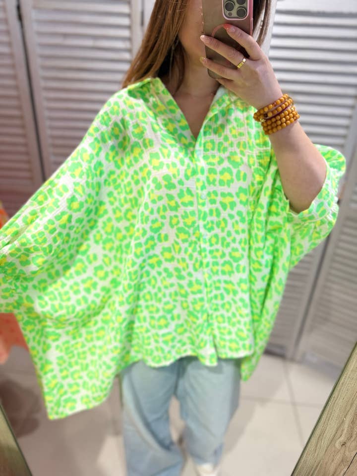 Fluid tunic with animal print - M1269green for wholesale by VICTORIA&ISAAC