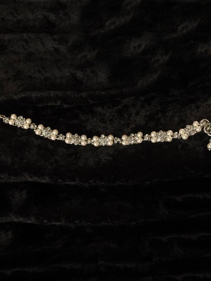 J-9442 per la vendita all'ingrosso da parte di Erica Koesler Wedding Accessories