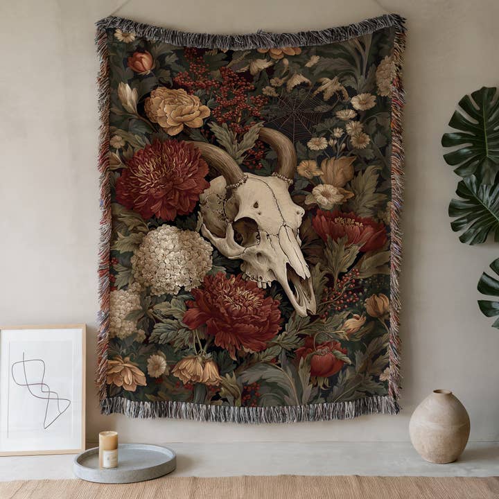 Coperta Intrecciata con Teschio Floreale – Plaid Gotico Botanico Jacquard per la vendita all'ingrosso da parte di CasaIuliia