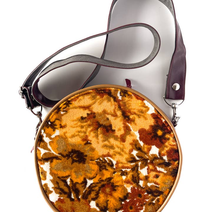 Crystalyn Kae Accessories - Venta al por mayor Bandolera - Mujer - Circle Bag - Bandolera redonda de tela vintage1