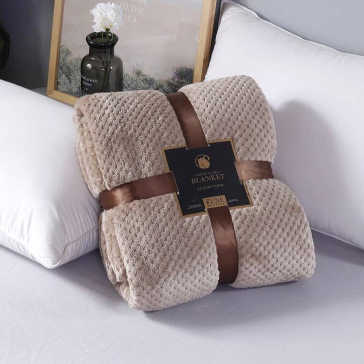 Cozy Herringbone Pattern Throw Blanket for wholesale by MKS America