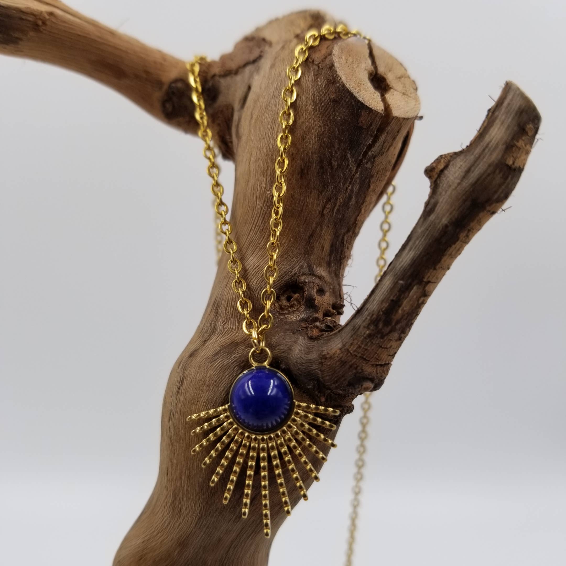 CHAKRA JEWELRY - Wholesale Pendant/Charm Necklace - Lapis Lazuli Sunburst Necklace0