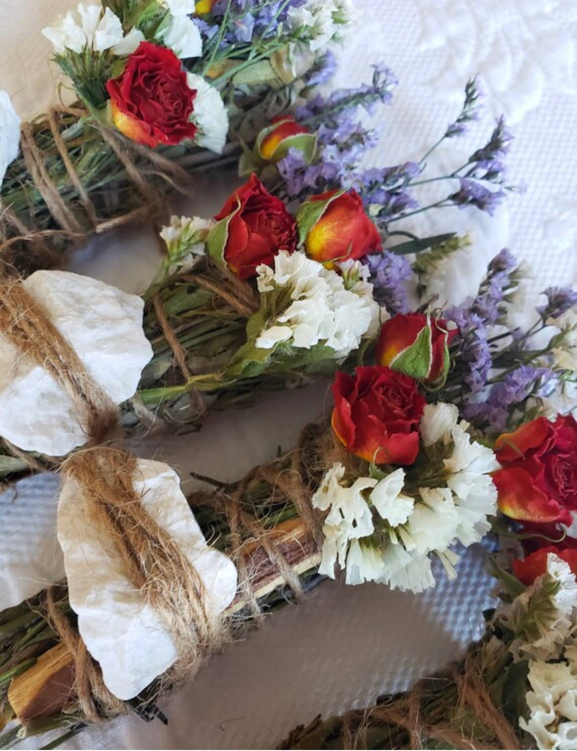 CharlieHaze - Wholesale Sage Bundle - White Howlite, Palo Santo, Rosemary, White Sage, Lavender an3