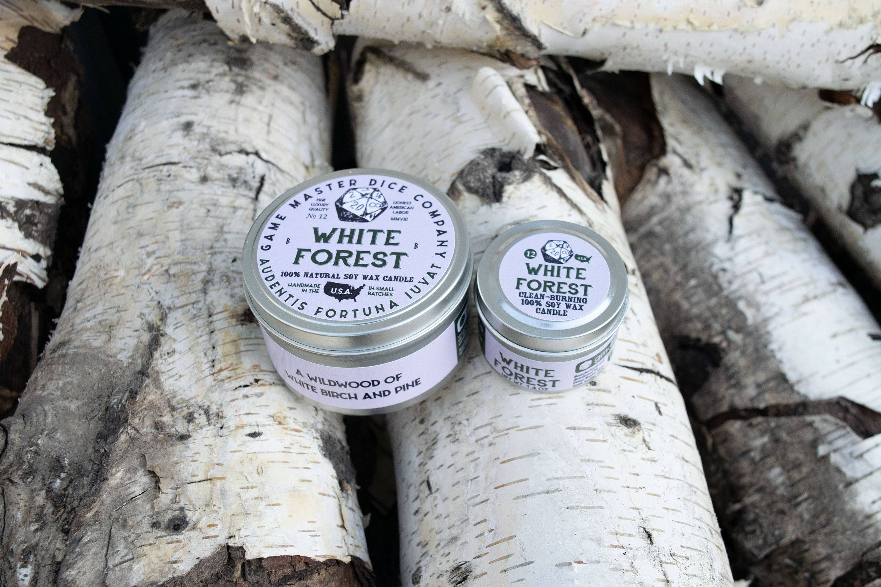 Game Master Dice - Vente Bougies de voyage - Bougie de jeu White Forest1
