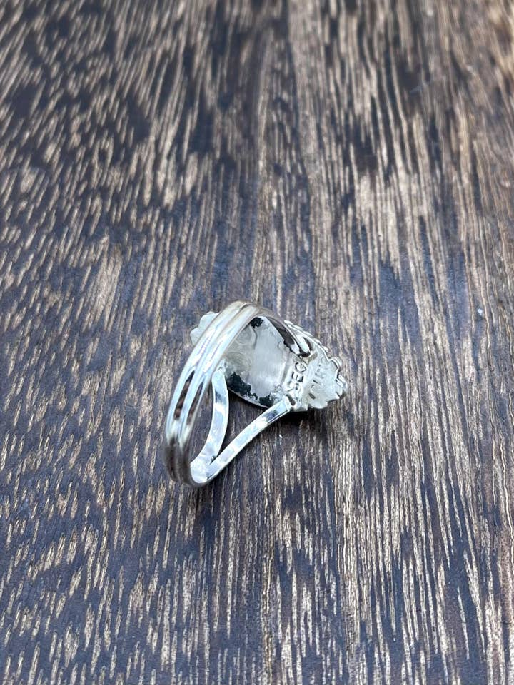 Navajo Handmade Sterling Silver Pink Conch Shell Band 6-9 Rings By Byron Begay for wholesale by Native City Jewelry