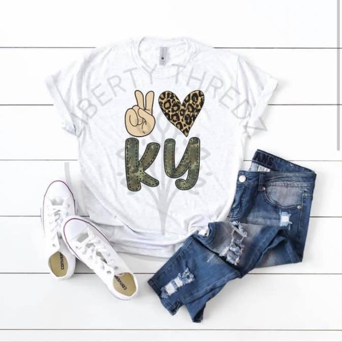 T-shirt Peace Love Kentucky per la vendita all'ingrosso da parte di Liberty Thredz