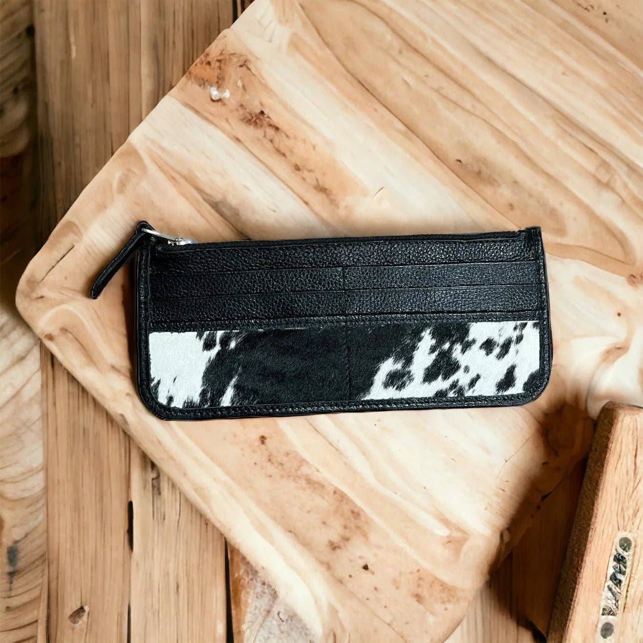 Rodeo - Wholesale Wristlet - Cowhide wallet bag insert2