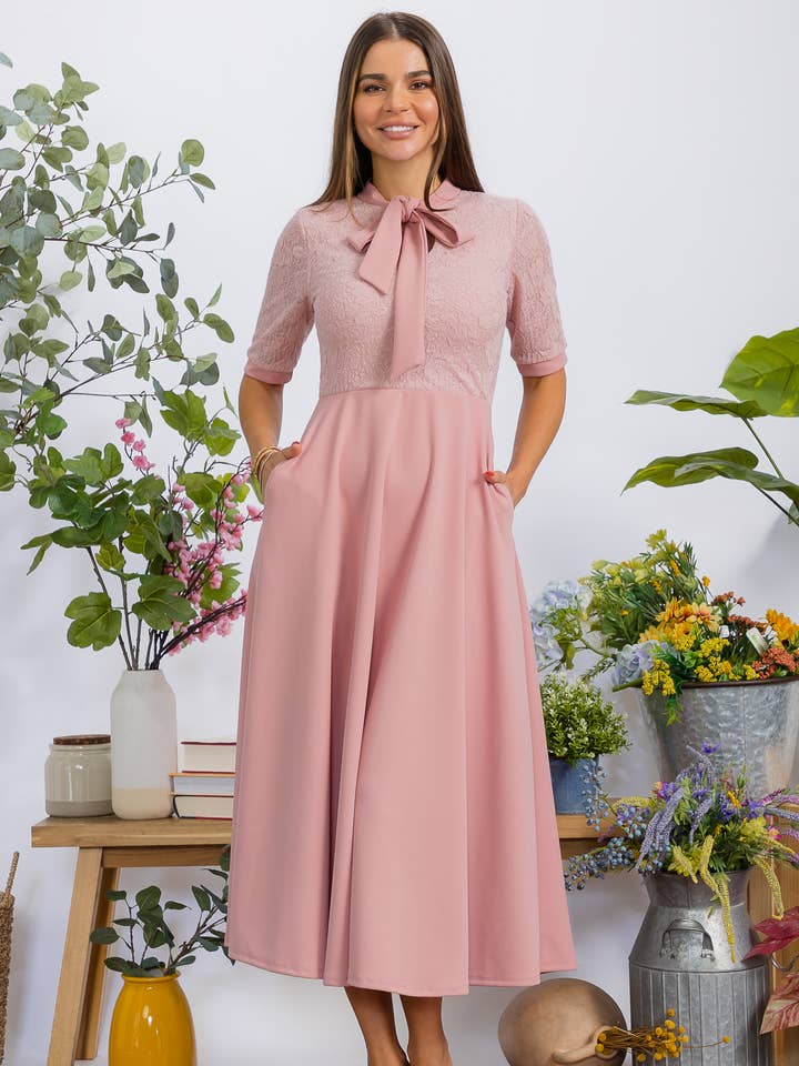 Robe Midi Évasée Flatteuse Grande Taille HH777X pour la vente par H&H Fashion Inc.