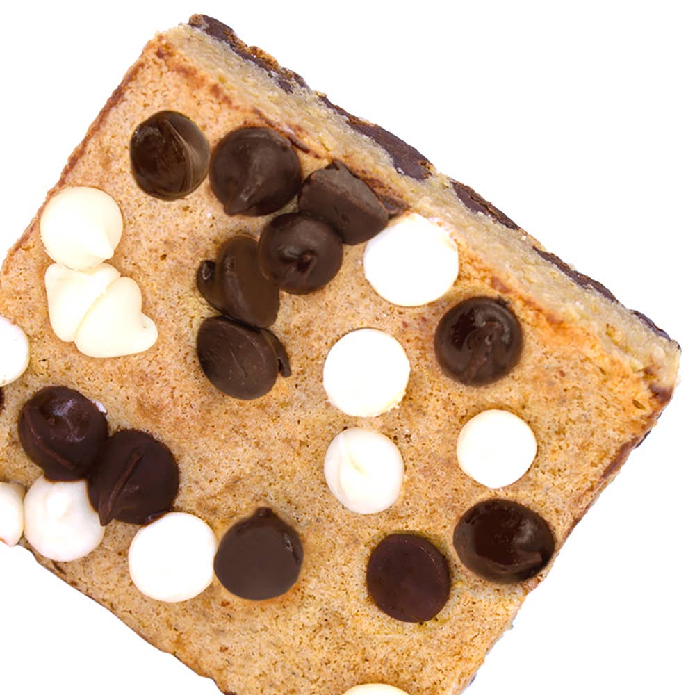 The Protein Bakery - Wholesale Snack Bar - Black & White Protein Blondie 1