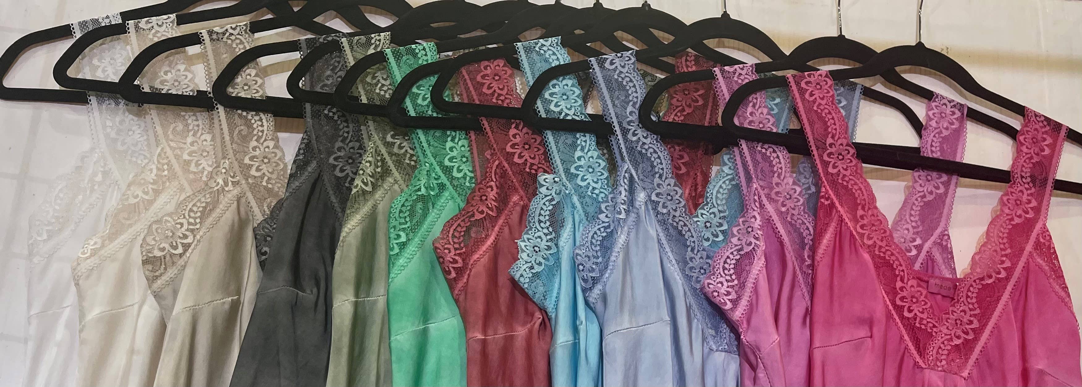 Dance in Paris - Wholesale Blouse - Women's - Tank Top Silk with V-neck Lace1