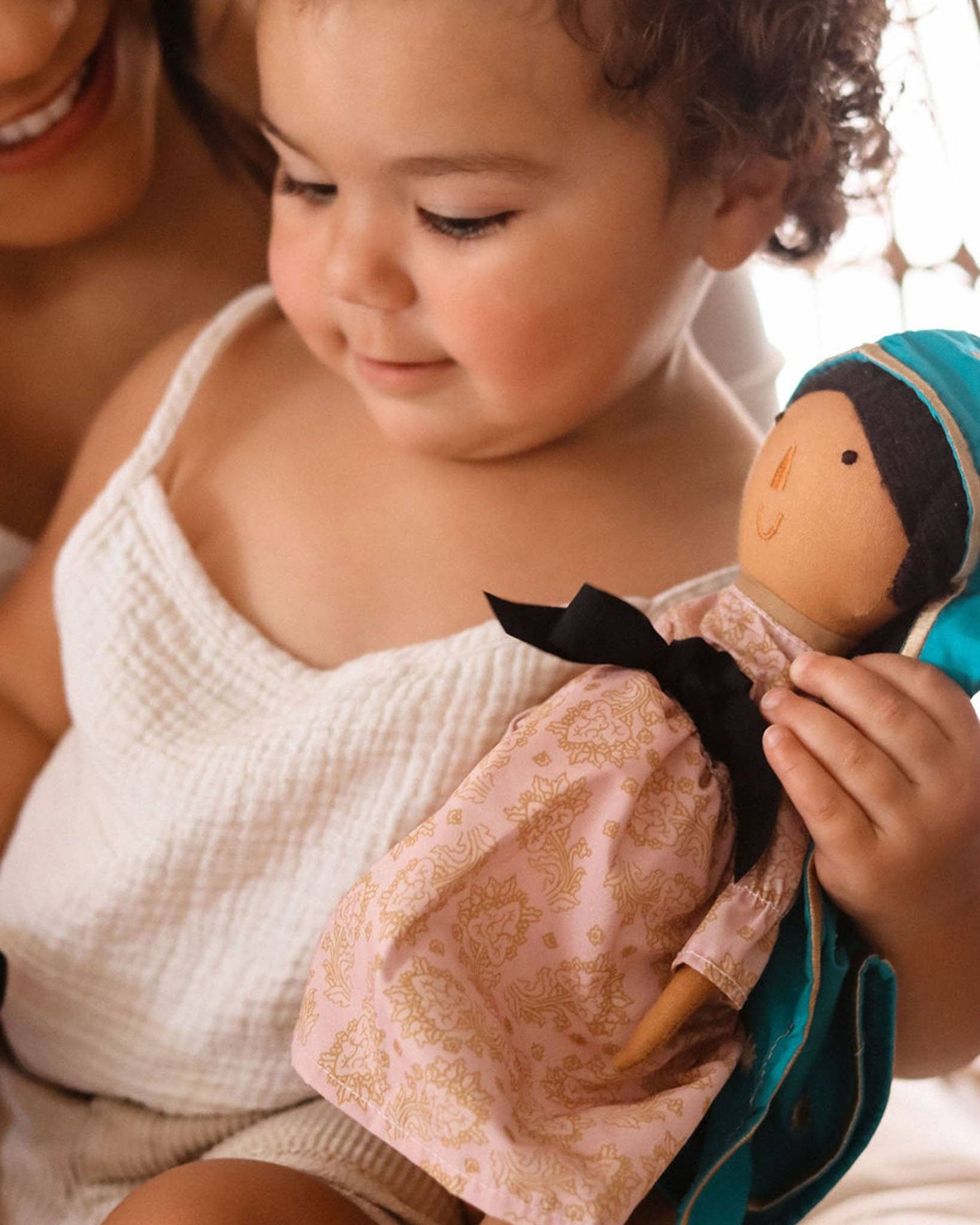 Be A Heart - Vendita all'ingrosso Kit di accessori per bambole - Bambini - Kit Costume Nostra Signora di Guadalupe2