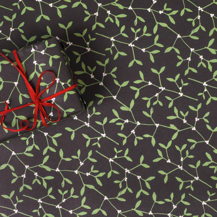 Mistletoe Wrapping Paper for wholesale by REGARO PAPIRO