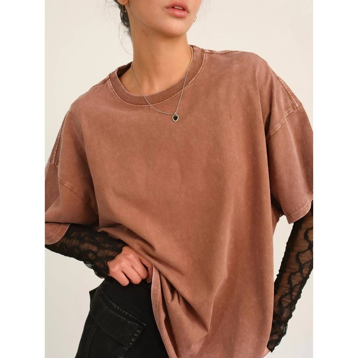 Apolline - Wholesale T-shirt – women's - OVERSIZED DISTRESSED COTTON T-SHIRT5