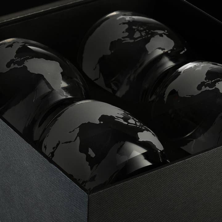 The Wine Savant / Khen Glassware - Wholesale Cocktail/Liquor Glass - Etched World Globe Glasses 10 oz -Set of 4