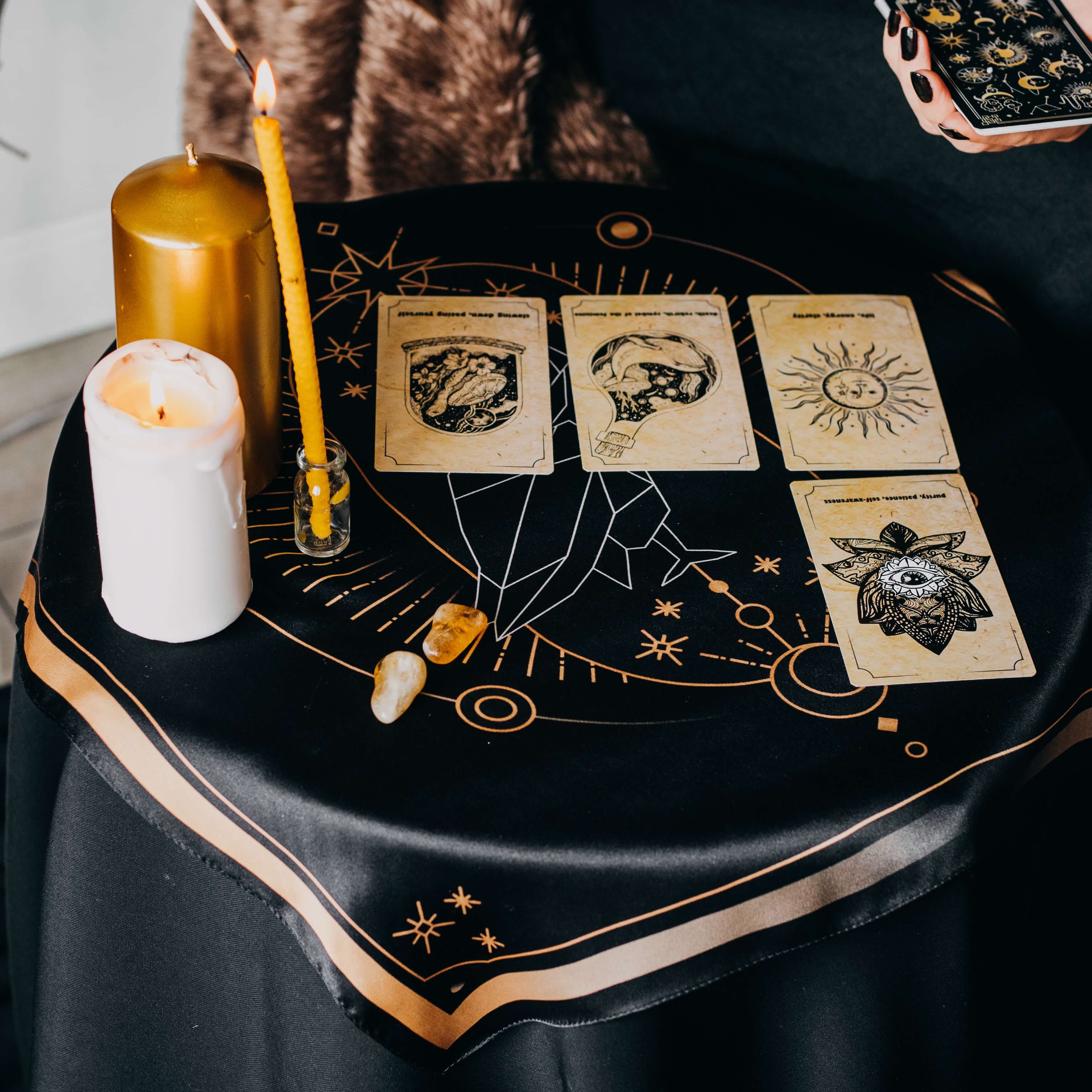 LA MUCI DESIGN - Vente Écharpe – femme - Châle en soie Hibou – Tapis mystique pour tarot et autel2