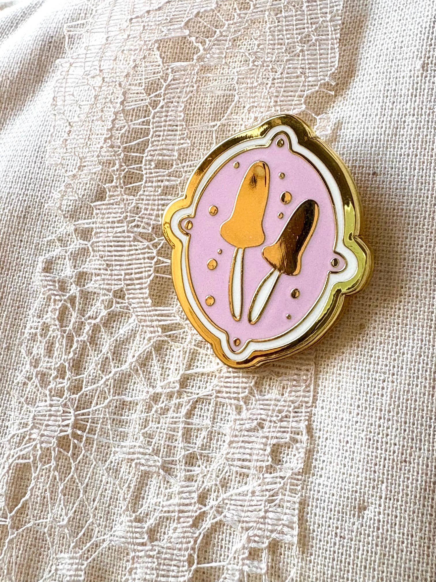 Nikki Dotti - Wholesale Lapel Pin/Button - Enamel pin - Mushrooms0