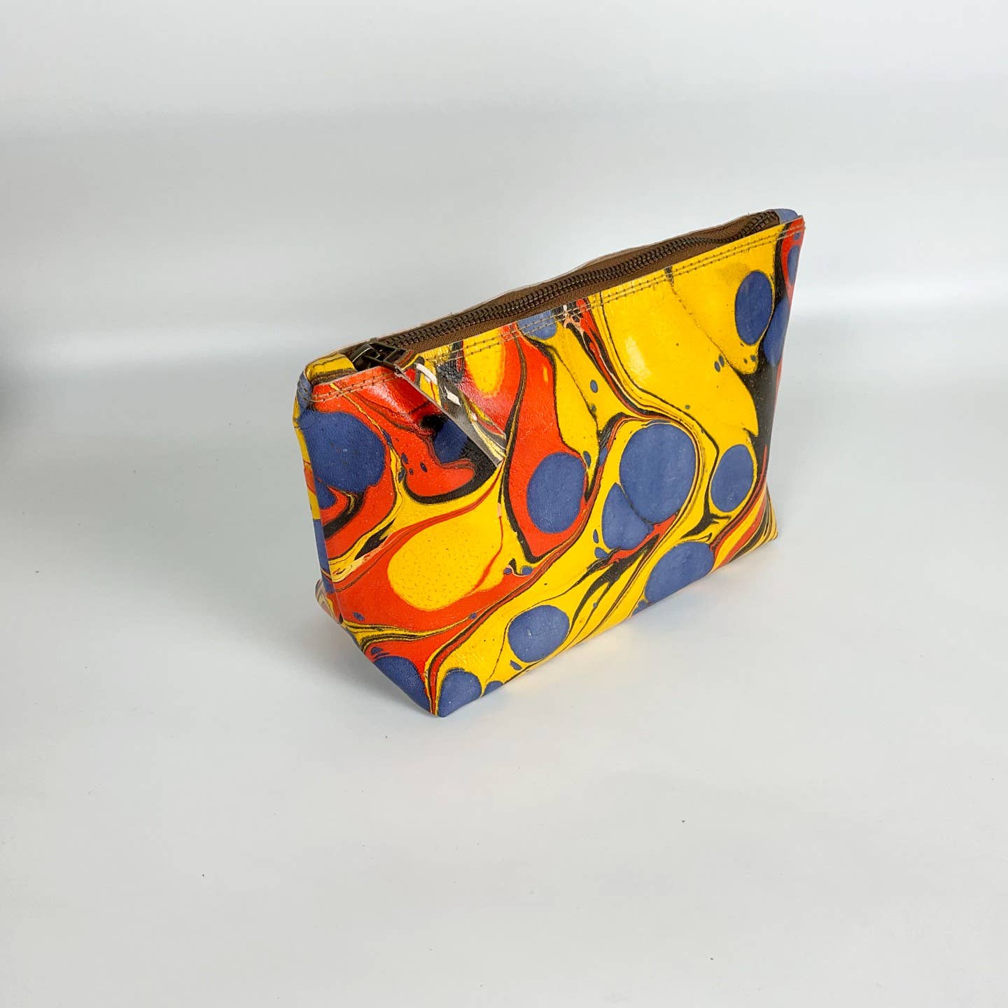 STUDIO CALEIDOSCOPE - Wholesale Makeup/Cosmetic Bag - Pouch Marbled Leather 1