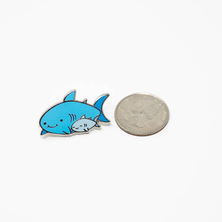 Robot Dance Battle - Wholesale Lapel Pin/Button - Shark Friends! – Baby Shark Enamel Pin3