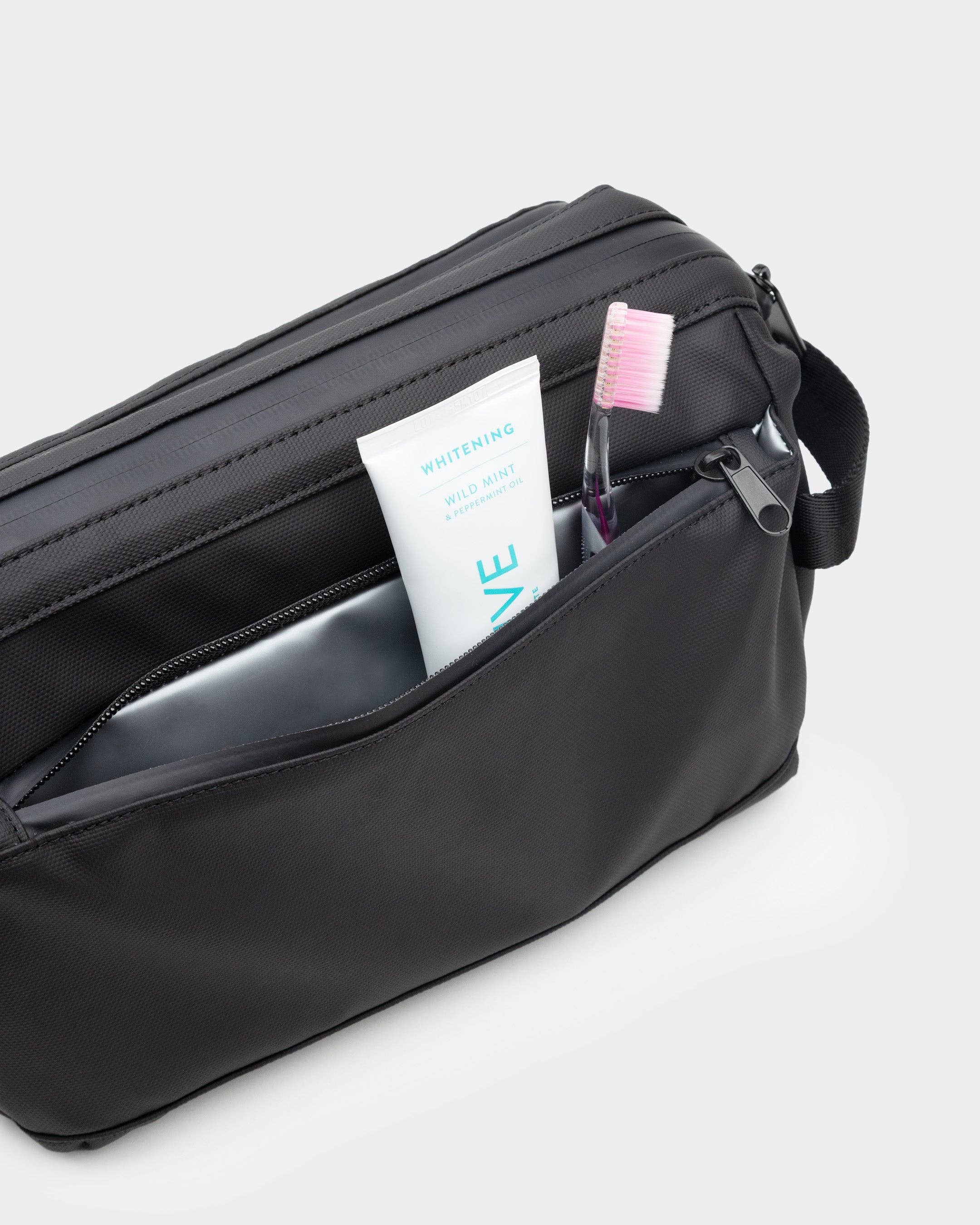 Portland Gear – wholesale Toiletry bag – Unisex – Cascade Kit3