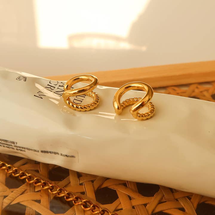 Lucas 18K Gold Non-Tarnish Braided Ear Cuff for wholesale on Faire1