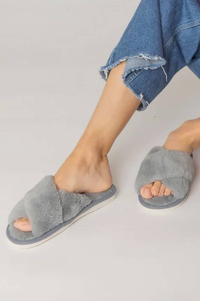 Hana - Wholesale Slippers - Women's - Solid Cross Faux Fur Slippers9