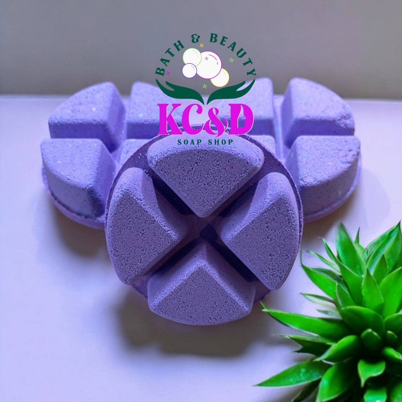 KC&D Soap Shop - Wholesale Shower Steamer/Bomb - Menthol Shower Steamers with Lavender Essential Oil1