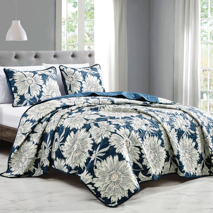 Linen Mart - Wholesale Bedding set - White Flower Quilt Set