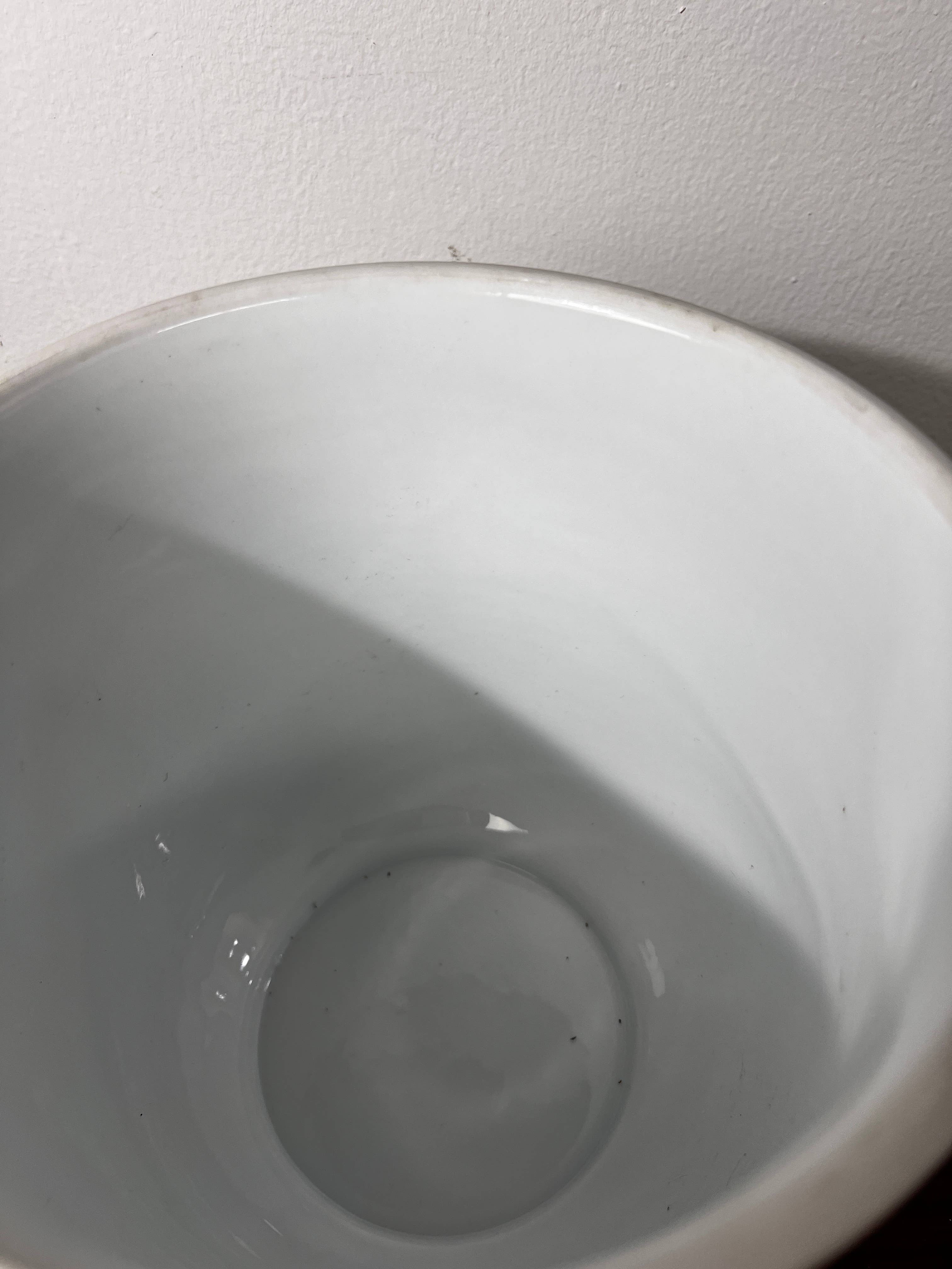 DADA Novecento - Wholesale Plantenpot - Witte keramische cachepot met handvatten5