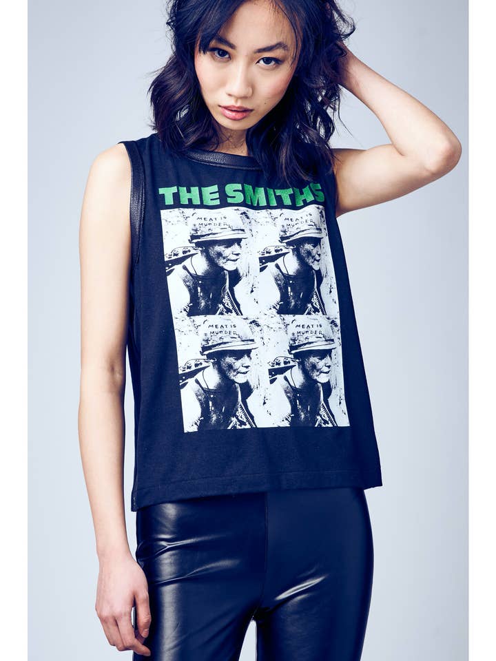 WT011-SMS001 | The Foxy | Haut musclé retravaillé pour la vente par Original Copy