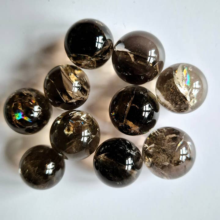Moonlight Gemstones - Wholesale Spiritual Stone/Crystal - Rainbow Smokey Quartz Crystal Sphere A+ Quality - 2.5 cm