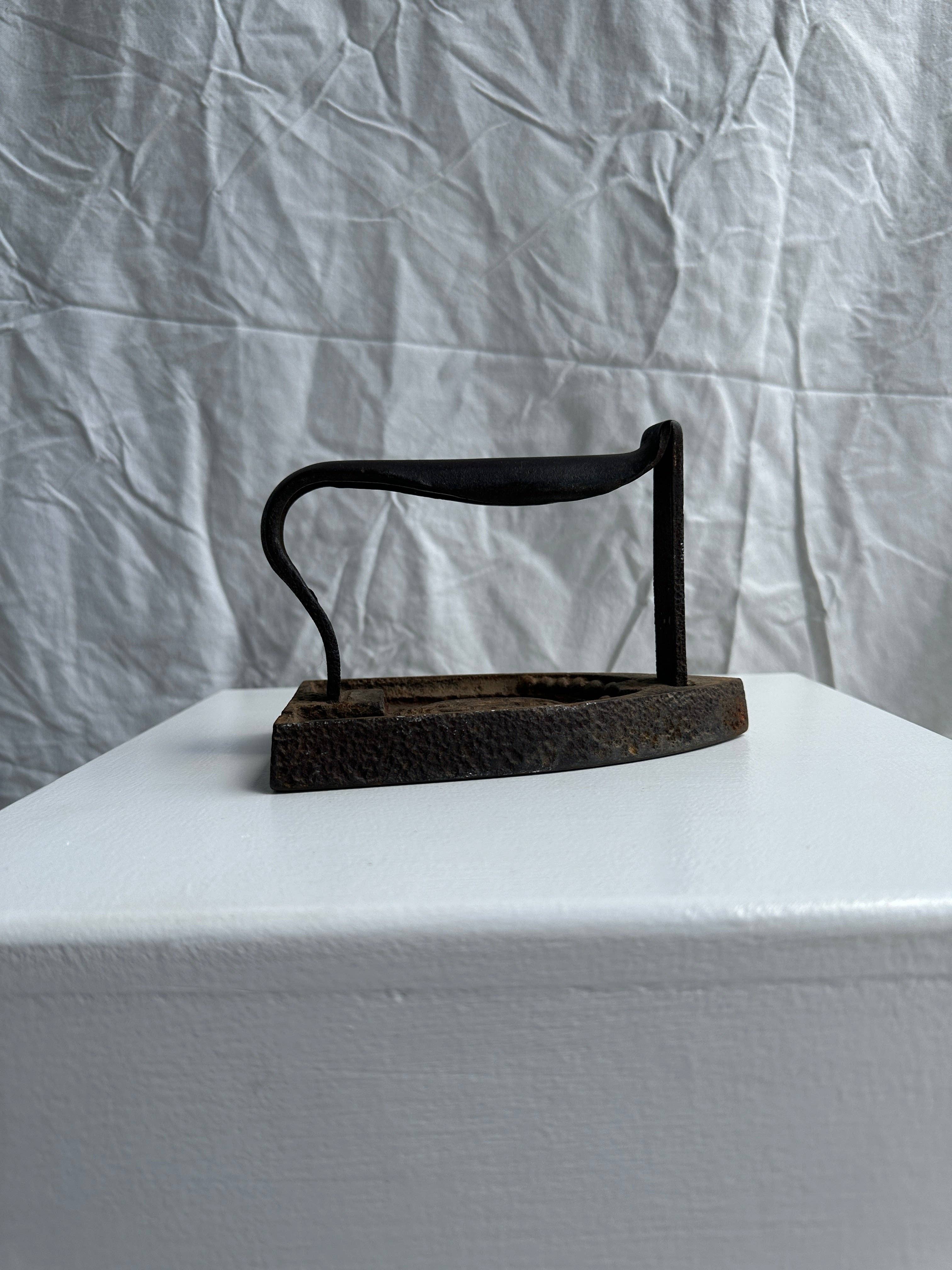 Office Objets - Wholesale Iron - Old iron