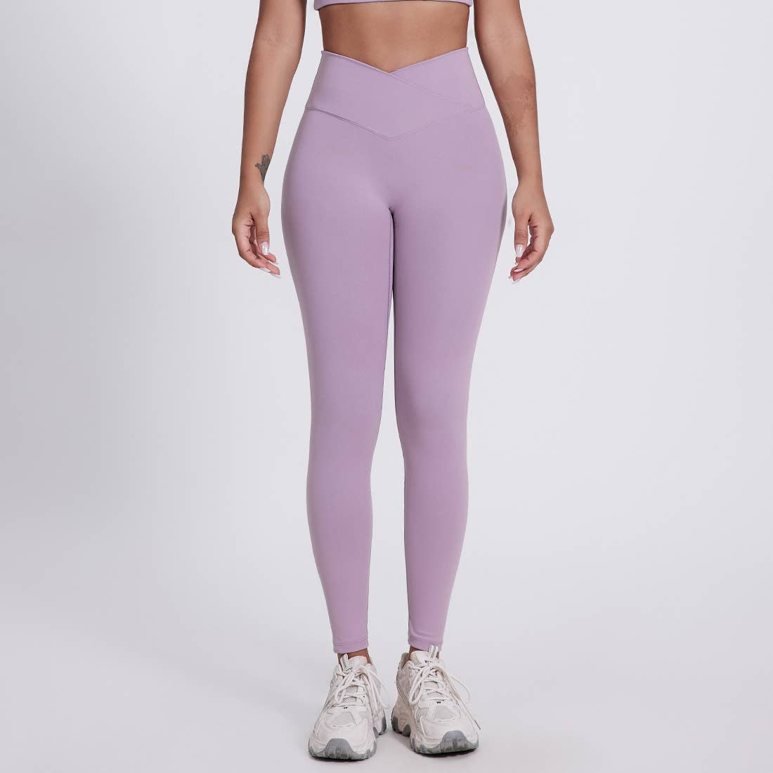 Sodalemon – Engroshandel Sports-/loungeleggings – til kvinder – Sodalemon dameleggings med krydset høj talje i ensfarvet design24