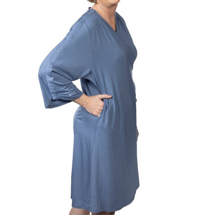 KickIt Pajamas - Vendita all'ingrosso Vestito - Donna - Camice ospedaliero in blu fiordaliso - Senza bottoni a pressione