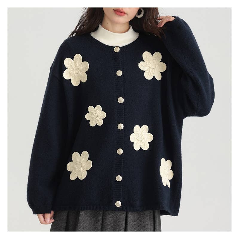 Plush Looks – wholesale Pullovertröja - Dam – Broderad blommig kofttröja0