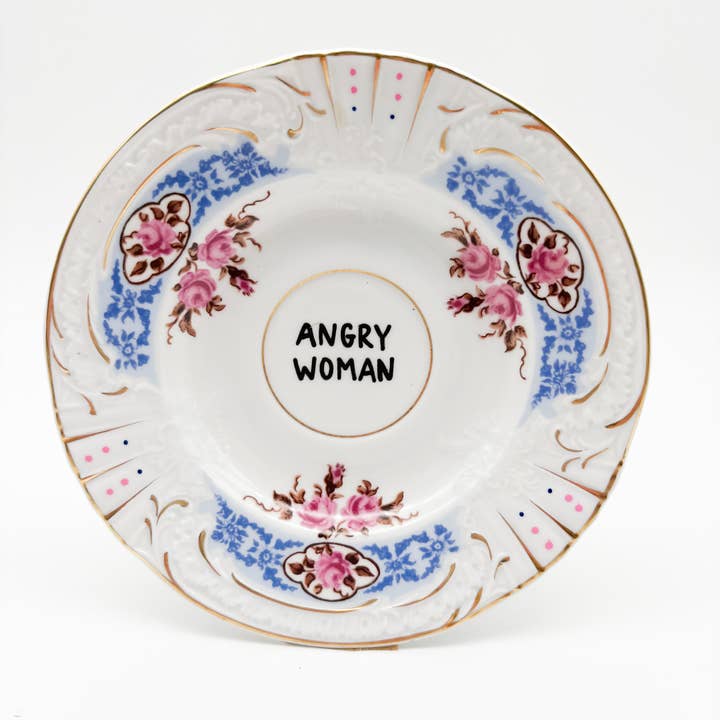 Assiette murale petite ANGRY WOMAN "color" pour la vente par ohRuby