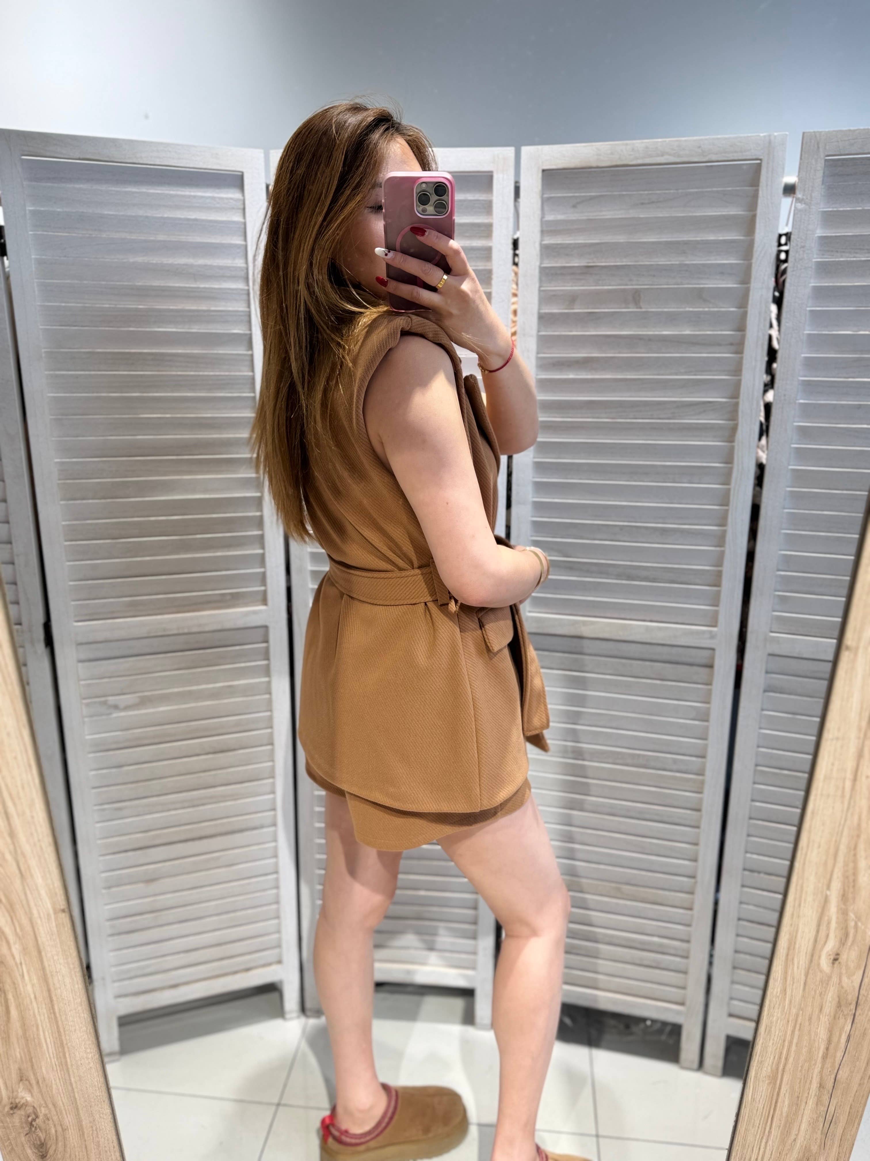 VICTORIA&ISAAC - Vente Blazer – femme - Blazer sans manches à ceinture - 6592camel2