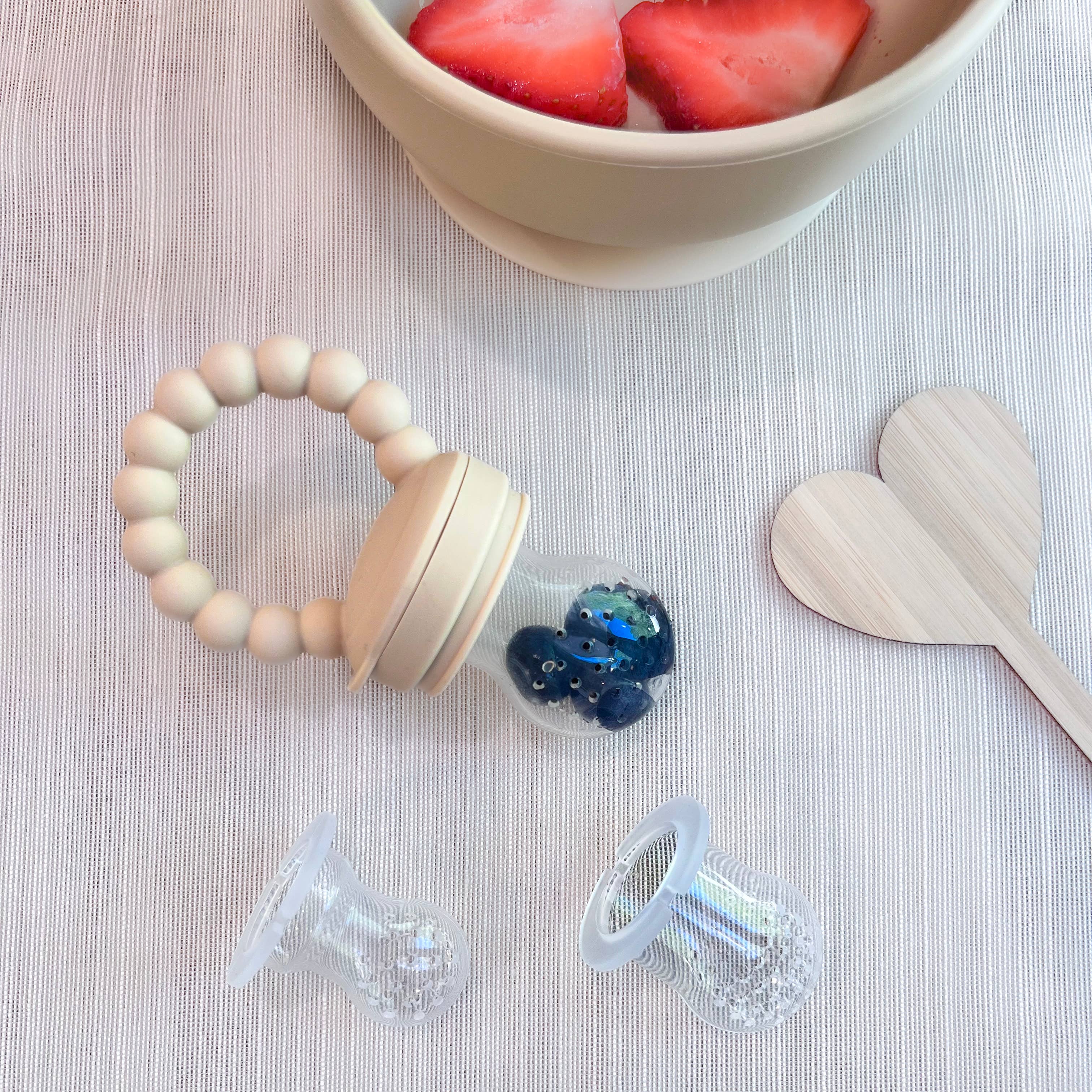 Baby Bliss - Wholesale Feeding Set - Baby - Fruit Feeder18